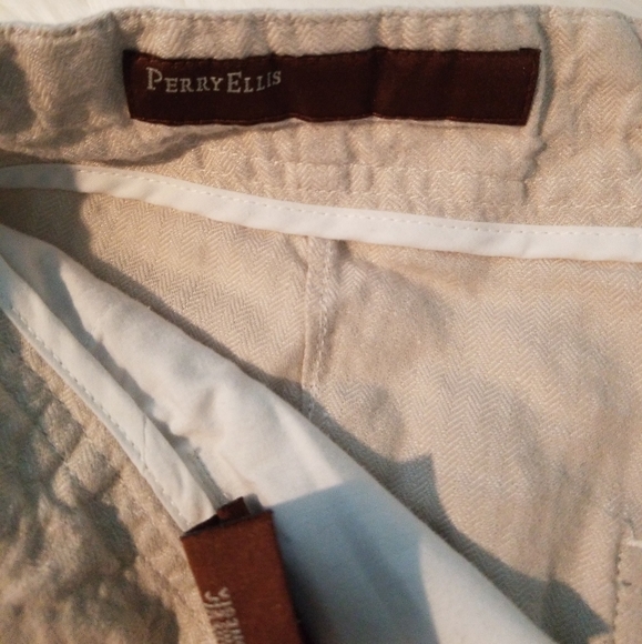 Tan pants - Picture 2 of 4